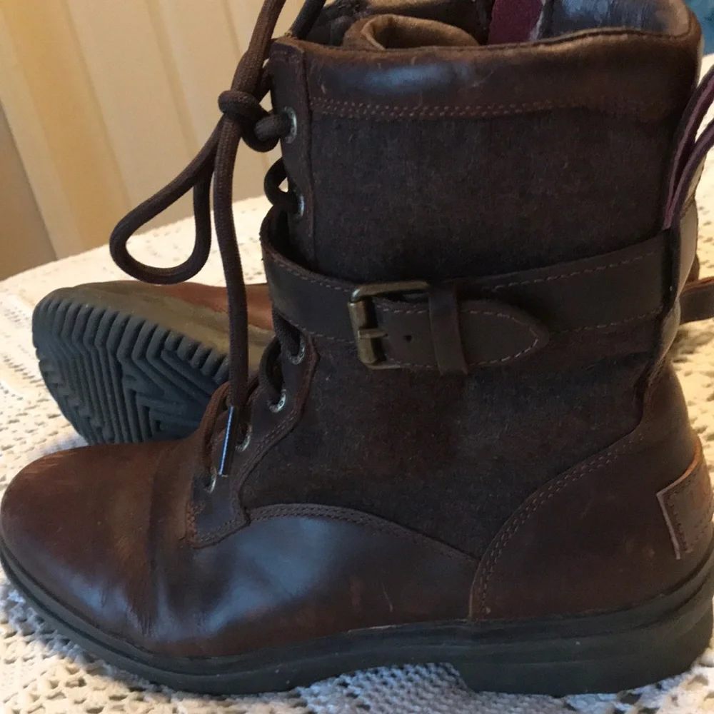 🎁 UGG Lace Wool Boots - Picture 1 of 5